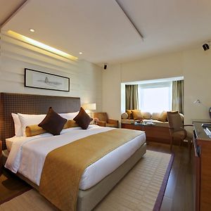 Luxury Room Twin Bed